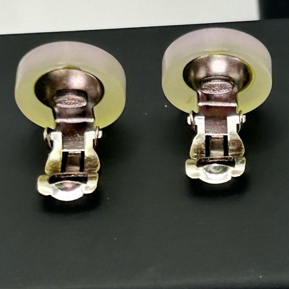 CHANEL White and Pink Iridescent CC Logo Clip Earrings - Picture 5 of 9